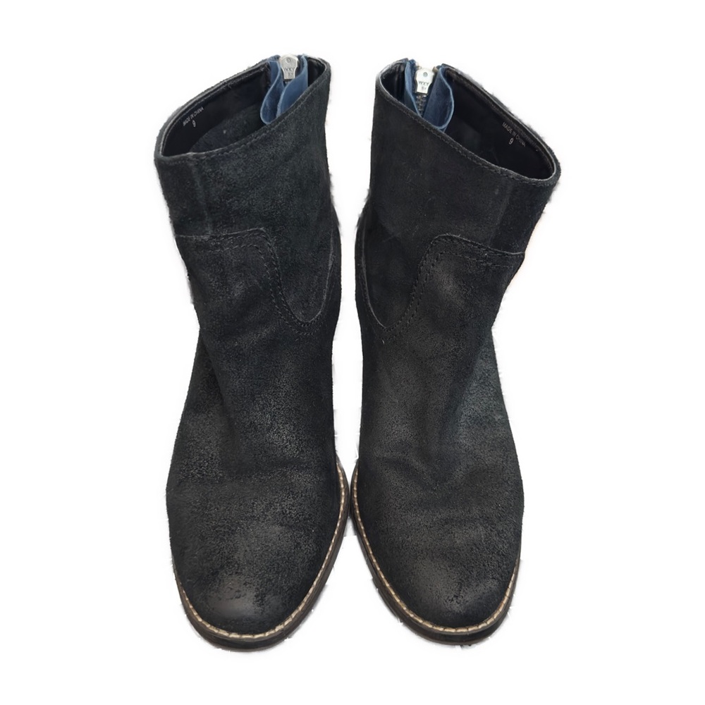 DV BY DOLCE VITA SHINY BLACK SUEDE WESTERN STITCHED ANKLE BOOTS